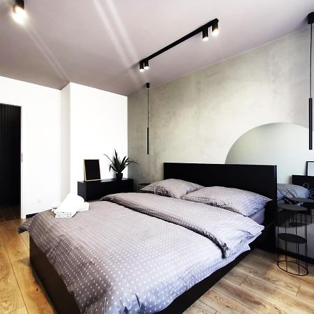 Gliniana Apartment ~ Self Check-In 24H ~ Lift Wroclaw Exterior photo
