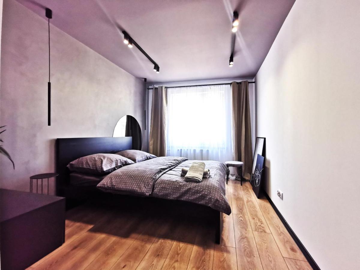 Gliniana Apartment ~ Self Check-In 24H ~ Lift Wroclaw Exterior photo